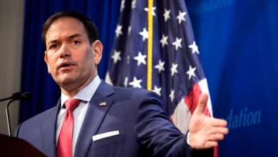 Alaska Zirvesi sonrası açıklama yapan ABD Dışişleri Bakanı Marco Rubio, Rusya-Ukrayna savaşının sona ermesi için tarafların ödün vermesi gerektiğini söyledi.