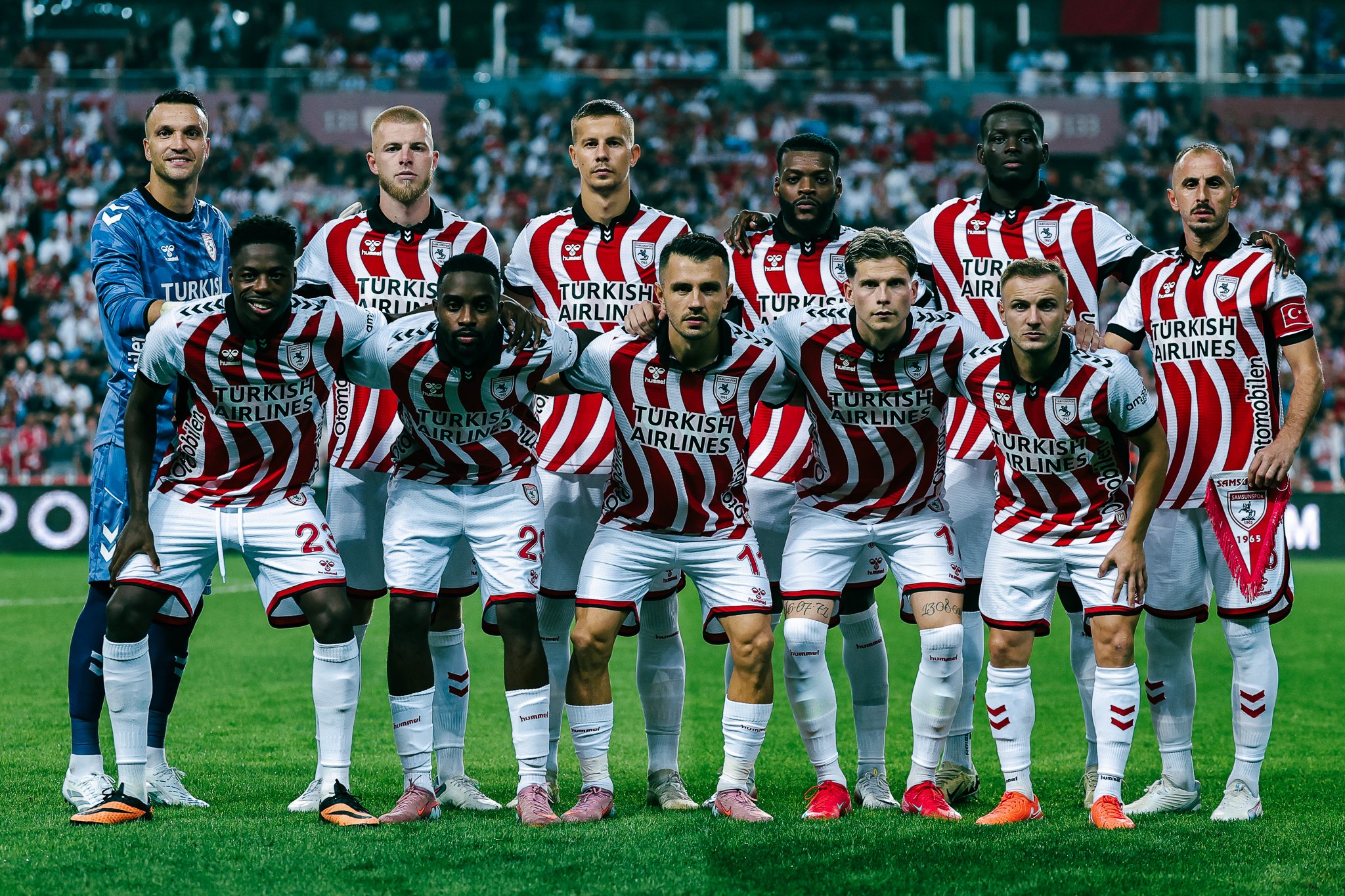 Samsunspor zorladı ama yıkamadı 1 UEFA Avrupa Ligi'nde Samsunspor play-off turunda ilk maçta 2-1 kaybettiği Panathinaikos ile rövanşta 0-0 berabere kalarak elendi