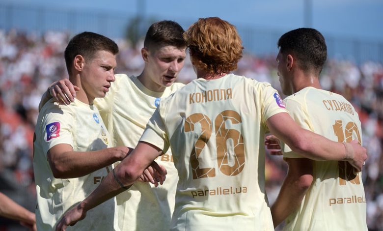 Ukrayna Ligi'nde Arda Turan'ın teknik direktörlüğünü yaptığı Shakhtar Donetsk, Veres Rivne deplasmanında 2-0 kazandı