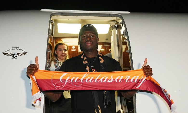 Galatasaray'dan transfere 240 milyon Euro 3 Galatasaray'da bu sezon alınan Wilfried Singo, Victor Osimhen, Ismael Jakobs ve Leroy Sane'nin kulübe toplam maliyeti 240 milyon Euro olacak