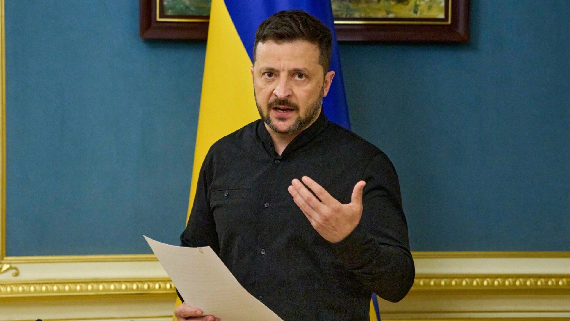 Zelenski: Güvenlik garantileri NATO’nun 5. Maddesi’ne yakın olmalı 1 Zelenski, Kiev’de Kanada Başbakanı Mark Carney ile yaptığı görüşmede barışın kalıcı güvence altına alınması gerektiğini söyledi.
