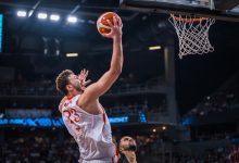 Avrupa Basketbol Şampiyonası finalinde Almanya'ya son anda kaybeden 12 Dev Adam, tarihinin ikinci ikinciliğini elde etti