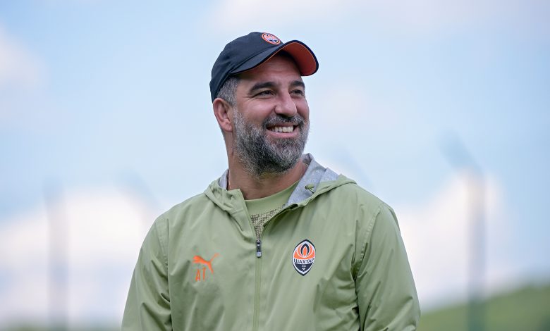 Ukrayna Ligi'nde Rukh Vynnyky deplasmanında rahat kazanan Arda Turan'lı Shakhtar Donetsk, Dinamo Kiev ile arayı açmaya başladı