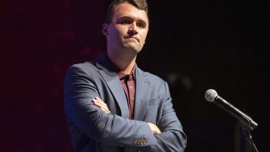 Charlie Kirk suikastının ardından ortaya atılan şarkı iddiası kafaları karıştırdı 11 Charlie Kirk’ün öldürülmesinin ardından , SoundCloud’da “Charlie Kirk Dead at 31” adlı bir şarkıya dair sosyal medyada dolaşmaya başladı.
