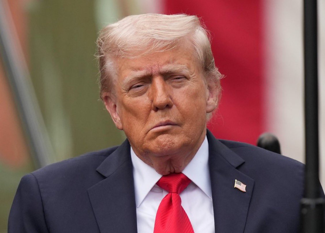 Donald Trump: Galiba yakaladık! 1 ABD Başkanı Donald Trump, Fox News'a Charlie King'in katilinin büyük ihtimalle yakalandığını açıkladı