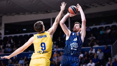 Anadolu Efes, iddialı olduğu EuroLeague'deki ilk hafta maçında İsrail'den Maccabi Tel Aviv'i mağlup etmeyi başardı