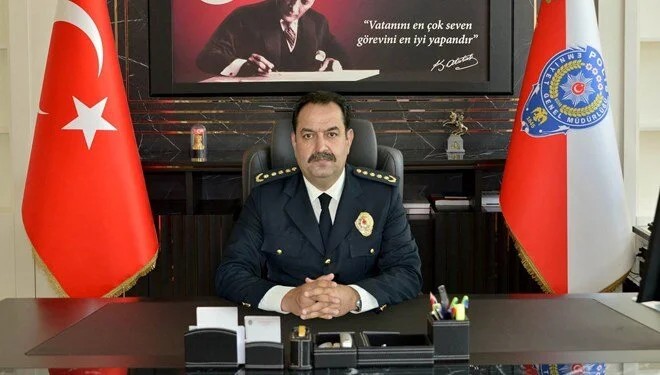 Eski Antalya Emniyet Müdürü İlker Arslan teslim oldu 1 Rüşvet ve yolsuzluk soruşturması kapsamında hakkında gözaltı kararı verilen İlker Arslan, polisten kaçmaya çalıştı ancak teslim oldu.