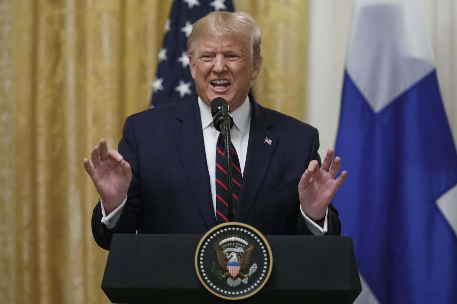 ABD’de Epstein mektubu krizi: Trump “Bu sahte” dedi 1 Temsilciler Meclisi Gözetim Komitesi, Jeffrey Epstein’a yazıldığı öne sürülen ve Donald Trump imzası taşıyan bir mektubu yayımladı.