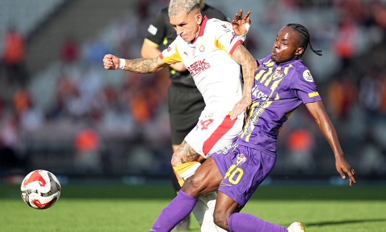 Galatasaray, Eyüpspor kilidini açtı 18 Süper Lig'de Galatasaray, Eyüpspor'u deplasmanda Mauro Icardi ve Yunus Akgün'ün golleriyle yenerek beşinci haftada beşinci galibiyetini aldı