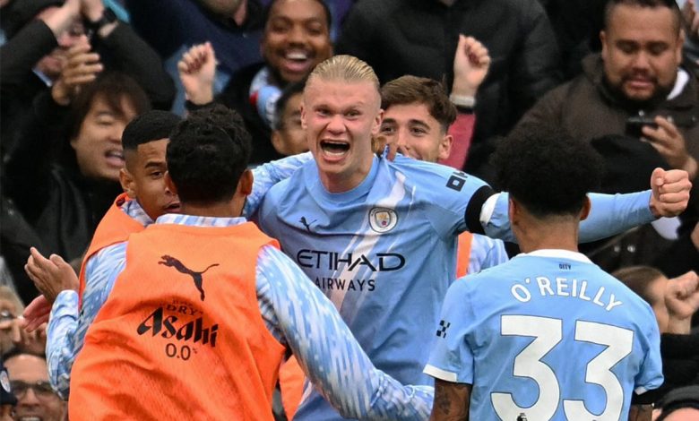 Manchester City derbide acımadı 15 İngiltere Premier Lig'de Manchester City, Altay Bayındır'lı Manchester United'ı farklı mağlup ederek yenilgi serisine son verdi