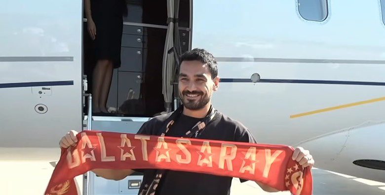 İlkay Gündoğan, İstanbul'da 14 Galatasaray'ın Manchester City'den kadrosuna kattığı tecrübeli orta saha İlkay Gündoğan, İstanbul'a geldi