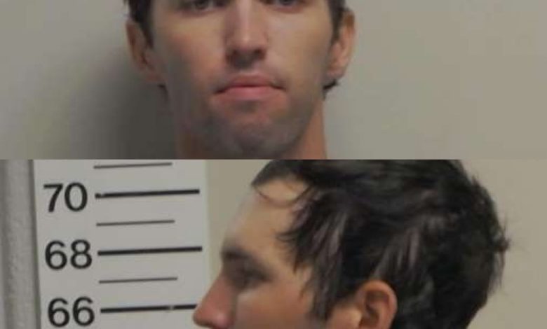 İşte Tyler Robinson 17 Amerika Birleşik Devletleri'nde aşırı sağcı aktivist Charlie Kirk'ü öldüren Tyler Robinson'ın gözaltındaki ilk fotoğrafları yayınlandı