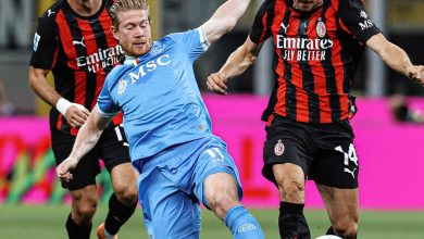 Milan, Napoli'ye "Dur" dedi 7 İtalya Ligi'nde Milan, son şampiyon Napoli'ye 2-1'le bu sezon ilk yenilgisini yaşattı ve ikili averajla liderlik koltuğuna oturdu