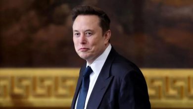 Musk ve Prens Andrew, Epstein dosyalarında yeniden gündemde 1 ABD’de Kongre’ye sunulan yeni Epstein belgelerinde Elon Musk’ın adaya davet edildiği, Prens Andrew’un ise Epstein’la aynı uçuşta yer aldığı kayıtlara yansıdı.