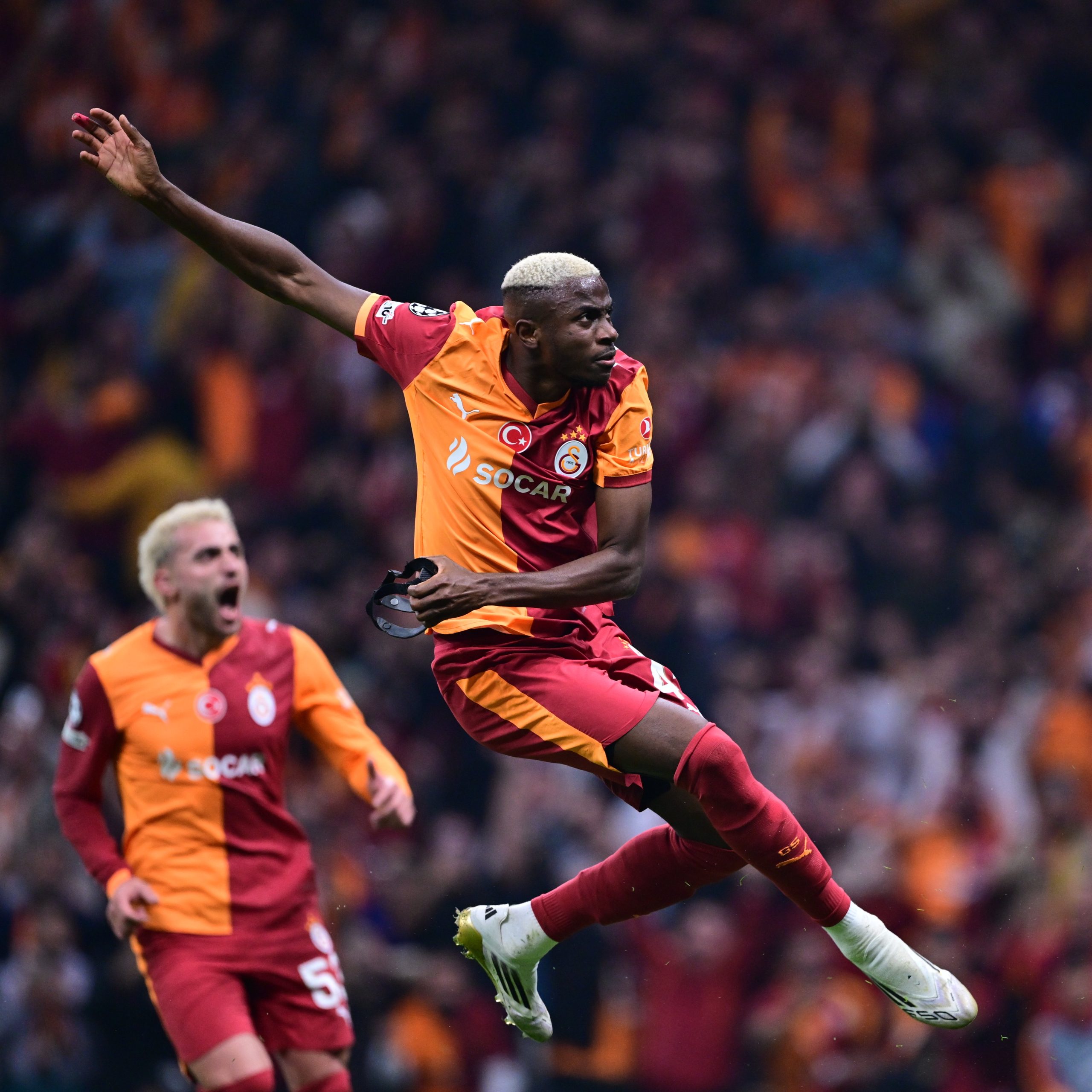 Galatasaray, Avrupalıya dersini verdi! 1 Galatasaray, Şampiyonlar Ligi'nde son İngiltere Premier Lig şampiyonu Liverpool'u Victor Osimhen'in penaltı golüyle yendi