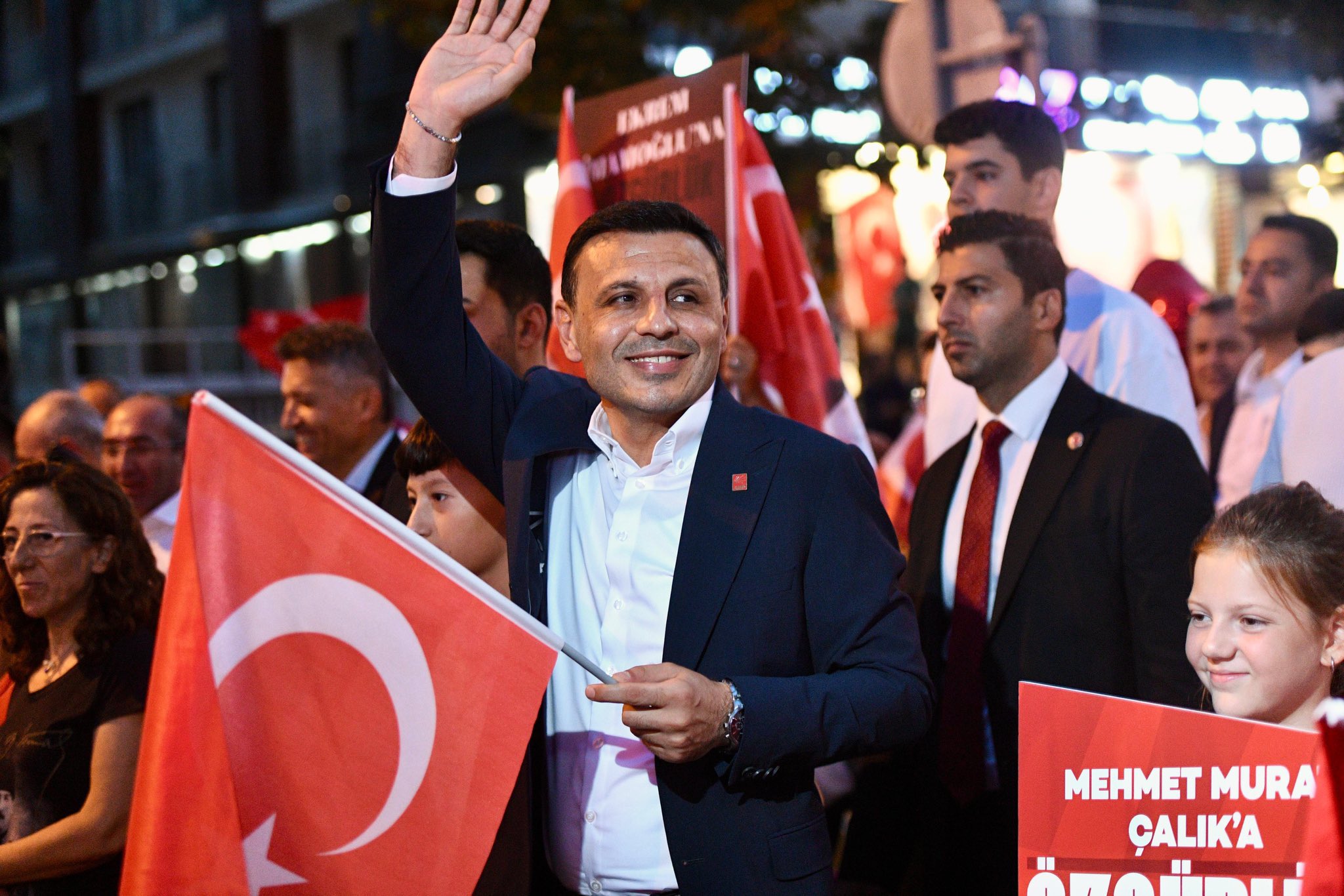 CHP İstanbul İl Örgütü görevden alındı! 1 İstanbul 45. Asliye Hukuk Mahkemesi, CHP'nin Ekim 2023 tarihinde gerçekleştirilen İstanbul İl Kongresi'ni iptal etti