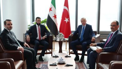 Suriye Cumhurbaşkanı Ahmed Şara: Zorlu ve yeni bir sayfa açıyoruz 7 BM 80. Genel Kurulu’nda konuşan Suriye Cumhurbaşkanı Ahmed Şara, Türkiye’ye destekleri için teşekkür etti.