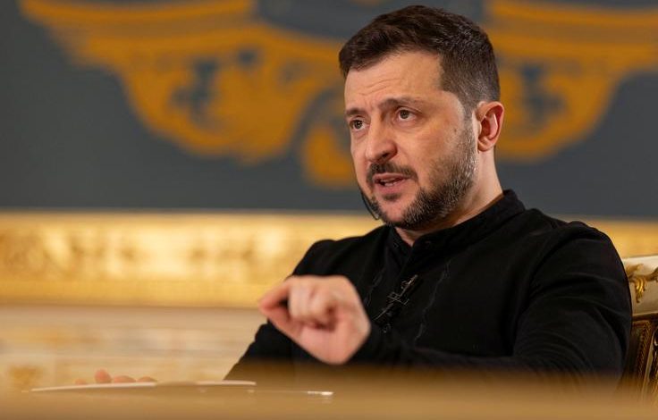 Ukrayna Cumhurbaşkanı Volodimir Zelenski, Rusya ile savaşın sona ermesinin ardından seçimlere katılmaktan vazgeçebileceğini söyledi.