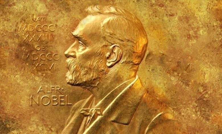 2025 Nobel Fizik Ödülü’nü sahiplerini buldu 3 İsveç Kraliyet Bilimler Akademisi, 2025 yılı Nobel Fizik Ödülü sahiplerini açıkladı.