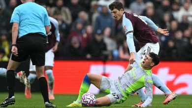 Aston Villa’dan City’ye tokat! 1 İngiltere Premier Lig’de Aston Villa, 1-0 mağlup ettiği Manchester City’ye 5 maç aradan sonra ilk yenilgisini yaşattı