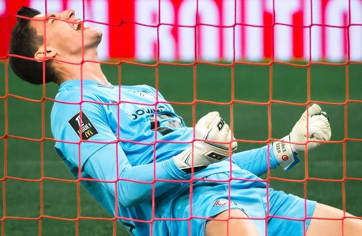 Berke Özer kalesinde devleşti 3 A Milli Futbol Takımı kampını terk eden kaleci Berke Özer, Lille'in Nantes deplasmanında performansıyla yıldızlaştı