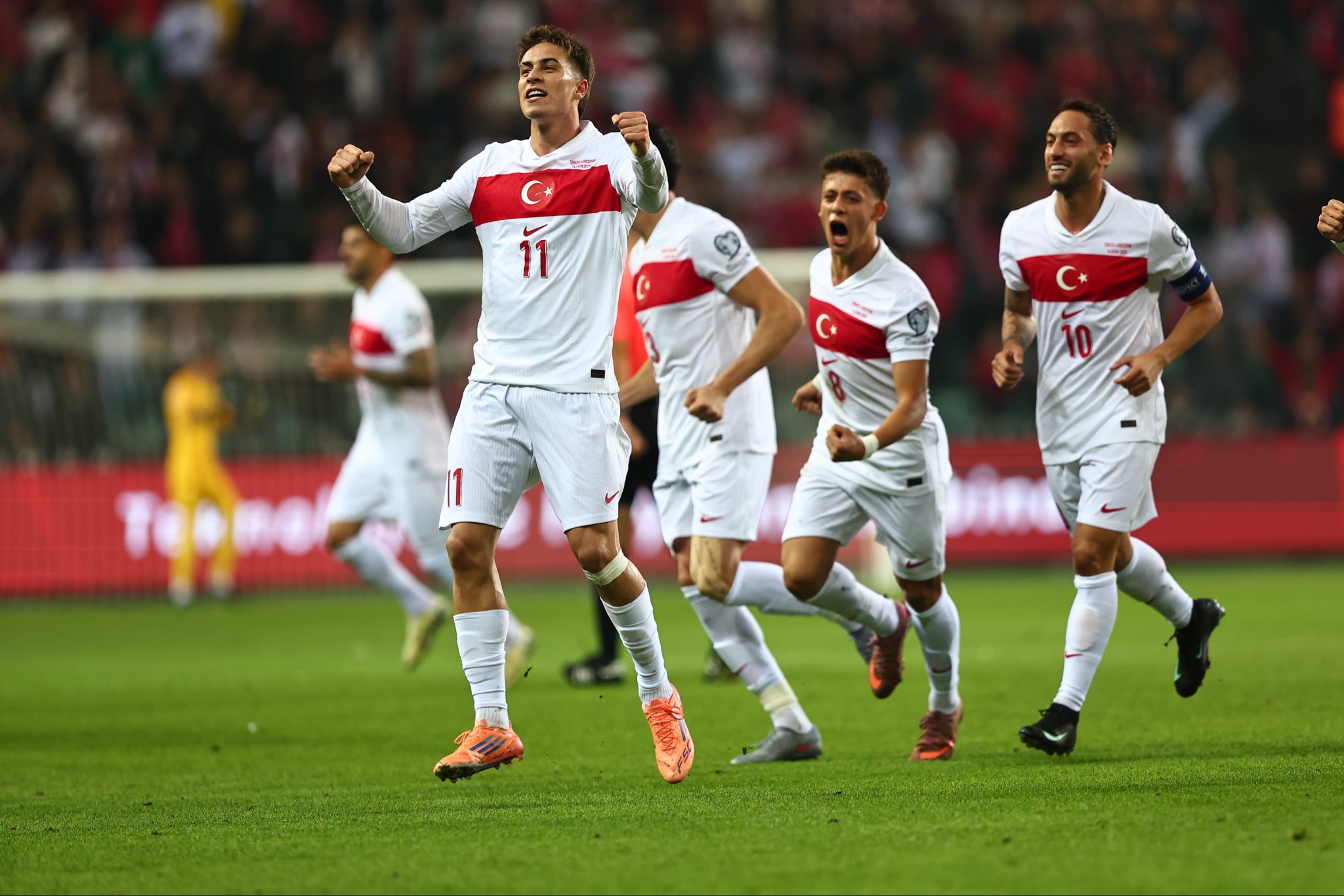 A Milli Futbol takımı eze eze!