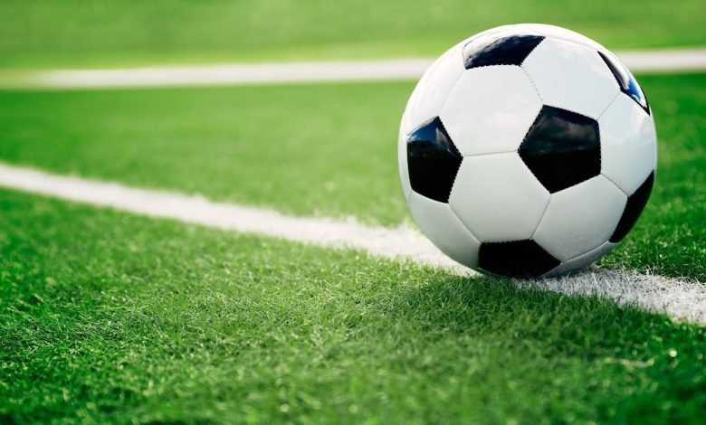 Bulgar futbolunda bahis depremi: 46 isim maçlara para yatırdı 17 Bulgaristan’da futbol dünyası büyük bir skandalla çalkalanıyor. 46 futbolcu, teknik direktör ve kulüp görevlisinin maçlara bahis oynadığı ortaya çıktı.