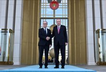 Cumhurbaşkanı Recep Tayyip Erdoğan, İngiltere Başbakanı Keir Starmer’i Ankara’da resmi törenle karşıladı.