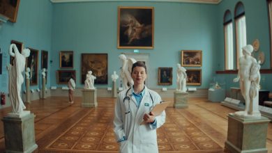 İsveç’ten sıra dışı sağlık uygulaması: Doktor reçetesiyle tatile gidiliyor! 8 Modern hayatın stresine karşı İsveç, çığır açan bir çözüm geliştirdi. “The Swedish Prescription” adlı yeni girişimle, doktorlar hastalarına ilaç yerine İsveç tatili reçete ediyor.