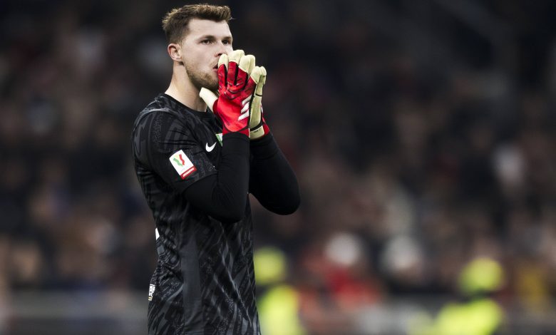 Inter'de talihsiz kaza 3 Inter'de forma giyen 27 yaşındaki İspanyol kaleci Josep Martinez'in aracıyla çarptığı 81 yaşındaki tekerlekli sandalyeli yaşlı adam hayatını kaybetti