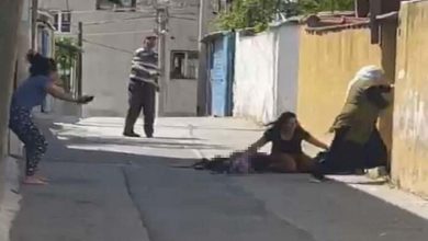 Sokak köpeklerini besledikleri gerekçesiyle bir aileden üç kişiyi vurarak katleden Ali İhsan Kılıç, haksız tahrik indirimiyle 18 yıl hapis cezasına çarptırıldı