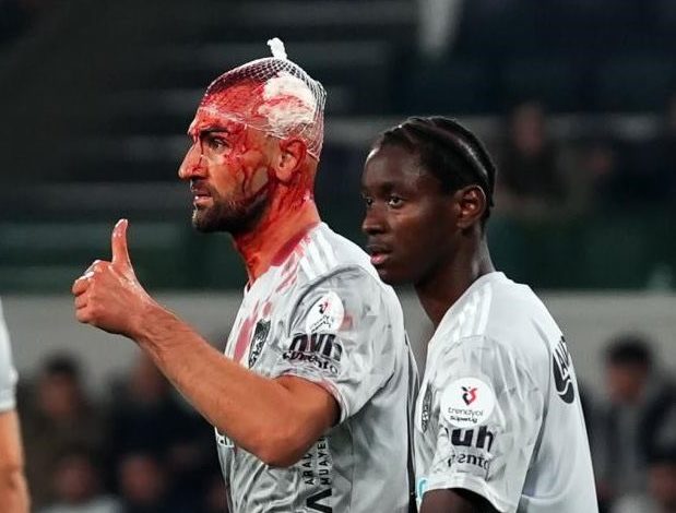 Başakşehir-Kocaelispor'da gol son anda 12 Trendyol Süper Lig'de iki kaleci Muhammed Şengezer ve Aleksandar Jovanovic'in yıldızlaştığı Başakşehir-Kocaelispor maçını ev sahibi kazandı