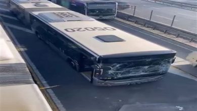 Küçükçekmece’de iki metrobüs çarpıştı: 1 yaralı 5 Küçükçekmece Sefaköy durağı yakınlarında aynı yönde ilerleyen iki metrobüsün çarpışması sonucu bir yolcu yaralandı.
