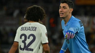 Berke Özer'den tarihi performans 13 Berke Özer, takımı Lille'in Roma deplasmanında 1-0 kazandığı UEFA Avrupa Ligi maçında 3 penaltı kurtardı