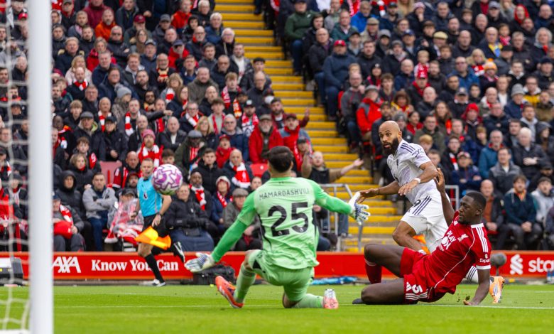 Manchester United’dan Liverpool’a soğuk duş 4 İngiltere Premier Lig’de Manchester United, 62. saniyede Bryan Mbeumo’nun golüyle öne geçtiği Liverpool deplasmanında 2-1 galip geldi