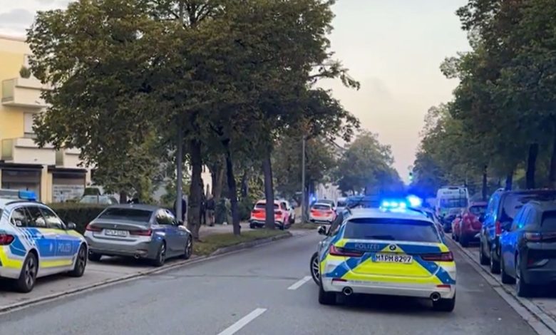 Münih’in kuzeyindeki Lerchenau semtinde sabah saatlerinde büyük bir hareketlilik yaşandı. Patlama ve silah sesleri duyuldu