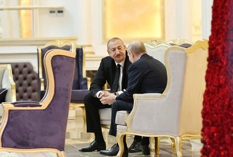 Vladimir Putin'den geri adım! 1 Rusya Devlet Başkanı Vladimir Putin, Azerbaycan Cumhurbaşkanı İlham Aliyev'den yanlışlıkla düşürülen uçak için özür diledi