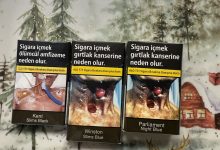 Philip Morris grubuna ait sigara fiyatlarına 5 liralık daha zam geldiği açıklandı. Böylece en pahalı sigaranın fiyatı 105 TL’ye yükseldi