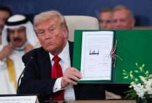 ABD Başkanı Donald Trump, Gazze’de yürürlüğe giren ateşkes anlaşmasının ardından Mısır’ın Şarm el-Şeyh kentinde düzenlenen Barış Zirvesi’nde konuştu.