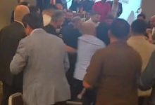 Antalya’da yapılan TÜRSAB Muratpaşa BTK seçimleri sırasında taraflar arasında çıkan tartışma tekme, tokat ve yumruklu kavgaya dönüştü.