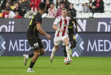 Trendyol Süper Lig’de Göztepe, 1-0 geriye düştüğü Antalyaspor deplasmanında iki kafa golü attığı maçı kazandı