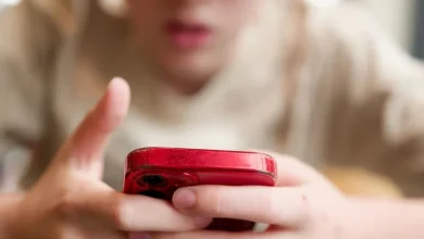 Avrupa'dan sosyal medya yasağı! 10 Avrupa Parlamentosu (AP) Avrupa Birliği’nde (AB) çocukların sosyal medyaya erişimi için 16 yaş sınırı getirilmesi çağrısında bulundu