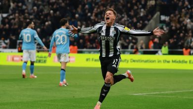 İngiltere Premier Lig’de Newcastle United, Manchester City’yi Harvey Barnes’ın iki golüyle 2-1 mağlup etti ve ağır darbe indirdi