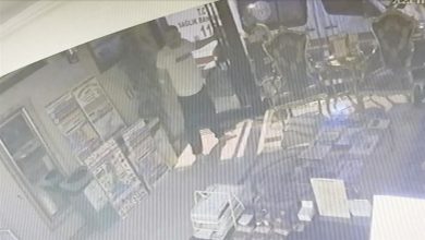 Böcek Ailesinin ölümüne ilişkin soruşturmada 4 kişi serbest 7 Fatih’te bir otelde konaklayan Böcek ailesinin zehirlenme şüphesiyle hastaneye kaldırıldıktan sonra yaşamını yitirmesine ilişkin yürütülen soruşturmada önemli bir gelişme yaşandı.