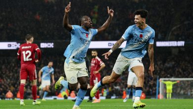 İngiltere Premier Lig'de Manchester City, son şampiyon Liverpool'u 3-0 yenerek zirve hesaplarını karıştırdı