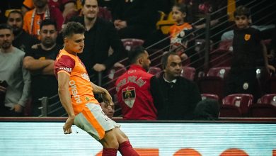 Galatasaray kışı yaza çevirdi 11 Trendyol Süper Lig’de Galatasaray ilk yarıyı 1-0 geride kapattığı Gençlerbirliği’ni 3-2 yenerek iki maç aradan sonra galip geldi