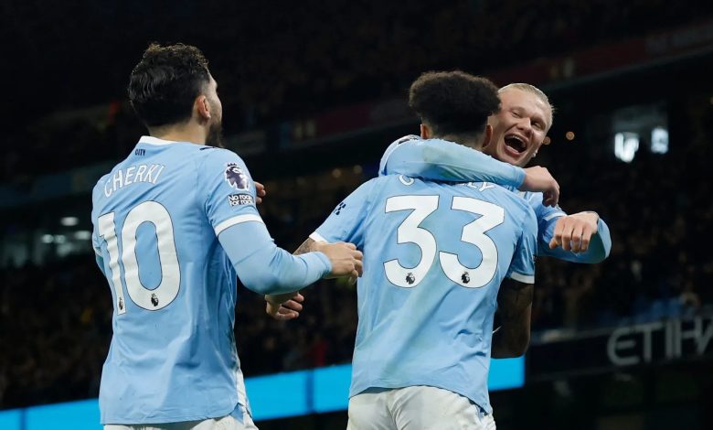 Manchester City’de Haaland şov 4 İngiltere Premier Lig’de Manchester City, Bournemouth’u 3-1 yenerken Haaland, bu sezon şimdiden 17 gole ulaştı