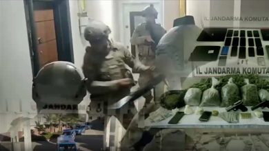 İçişleri Bakanı Ali Yerlikaya, 9 ilde düzenlenen operasyonlarda 12 organize suç örgütüne yönelik çalışmalarda 106 şüphelinin yakalandığını, 68'inin tutuklandığını açıkladı.