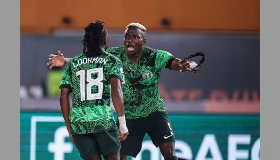 2026 Dünya Kupası Afrika Play-Off Elemeleri’nde Gabon’u 4-1 yenen Nijerya’da Galatasaraylı Osimhen attı, Beşiktaşlı Ndidi attırdı