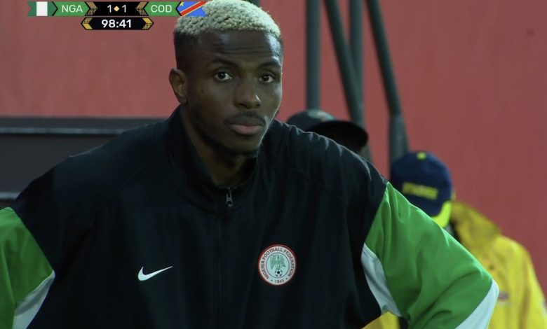 Galatasaraylı Victor Osimhen, Nijerya-Kongo Demokratik Cumhuriyeti play-off finali karşılaşmasının ilk yarısında sakatlandı